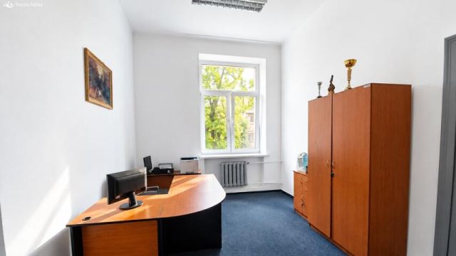 Lokal Ostrowiec Świętokrzyski, al. 3 Maja. Zdjęcie 2