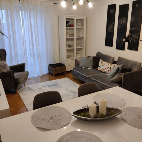 Mieszkanie 3-pokojowe Poznań Łazarz, ul. Romana Dmowskiego. Zdjęcie 1