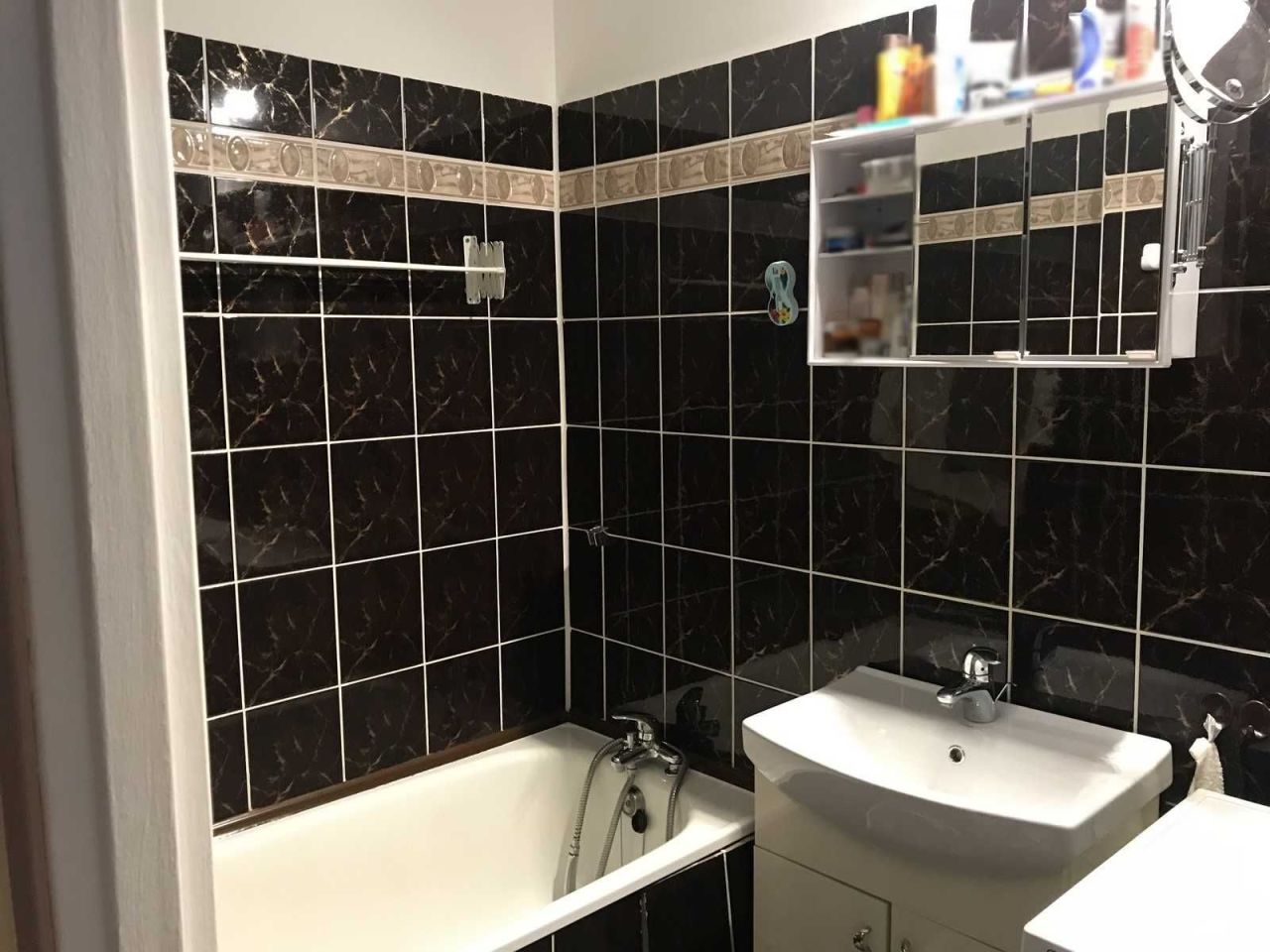 Mieszkanie 2-pokojowe Jelenia Góra Zabobrze, ul. Jana Kiepury. Zdjęcie 3