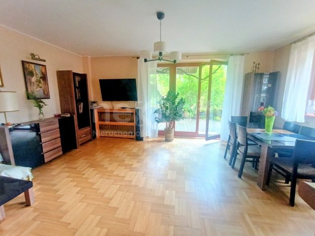 dom szeregowy, 4 pokoje Oleśnica, ul. Lwa Tołstoja. Zdjęcie 3