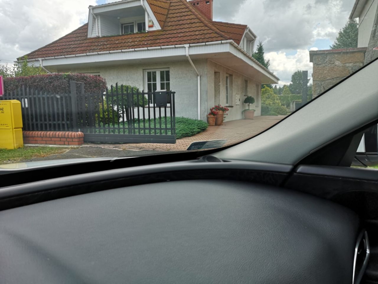 dom wolnostojący, 7 pokoi Kłobuck Zakrzew, ul. Janusza Korczaka