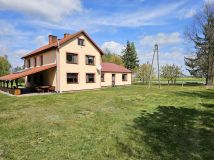 dom wolnostojący, 7 pokoi Rossosz. Zdjęcie 1