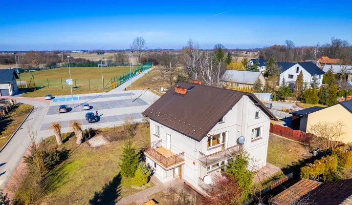 dom wolnostojący, 5 pokoi Krzeczów, ul. Świętego Floriana