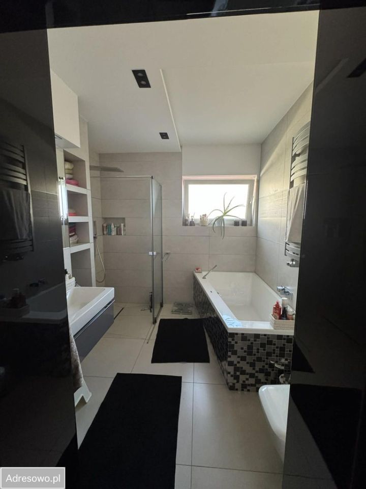 dom wolnostojący, 6 pokoi Latchorzew, ul. Hubala Dobrzańskiego. Zdjęcie 8