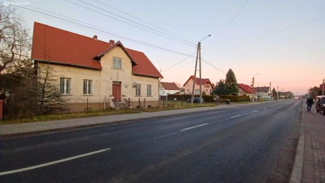 Lokal Łosiów, ul. Główna. Zdjęcie 1