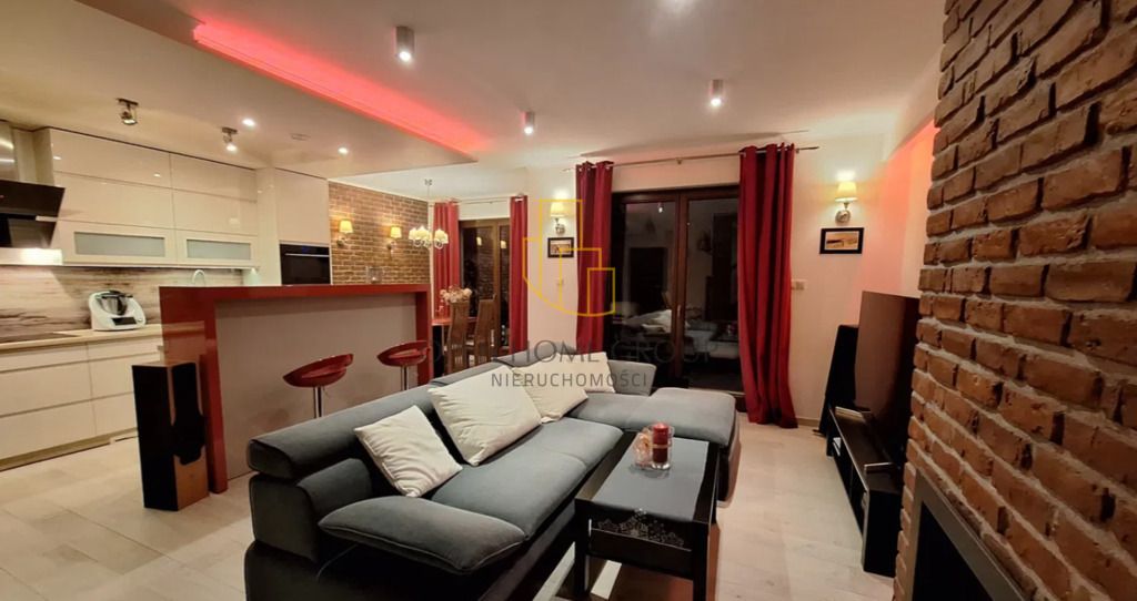 dom szeregowy, 5 pokoi Wrocław, ul. gen. Tadeusza Kutrzeby. Zdjęcie 2