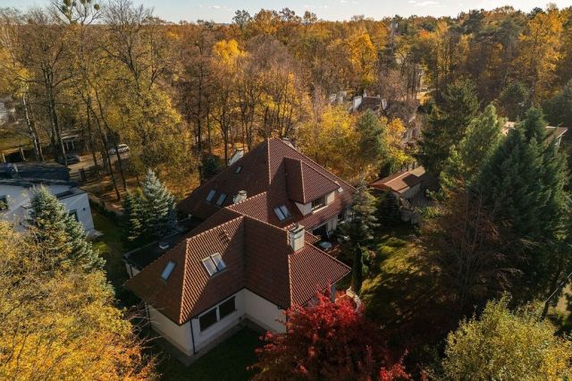 dom wolnostojący, 11 pokoi Łódź Julianów, ul. Świetlana. Zdjęcie 2