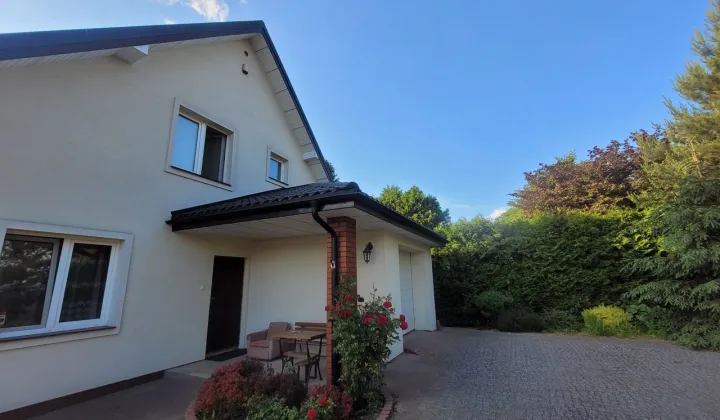 dom wolnostojący, 5 pokoi Ostrów Mazowiecka, ul. Poziomkowa