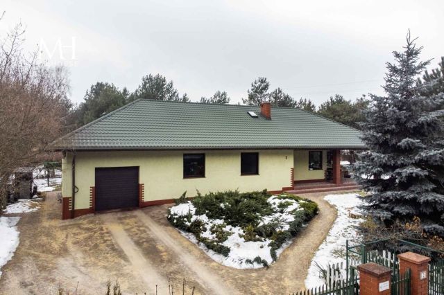 dom wolnostojący, 4 pokoje Bukowiec. Zdjęcie 1