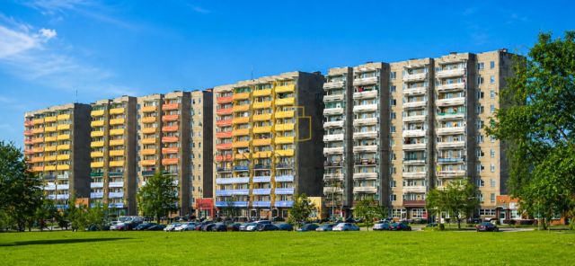 Mieszkanie 3-pokojowe Jelenia Góra Zabobrze, ul. Tadeusza Sygietyńskiego. Zdjęcie 1