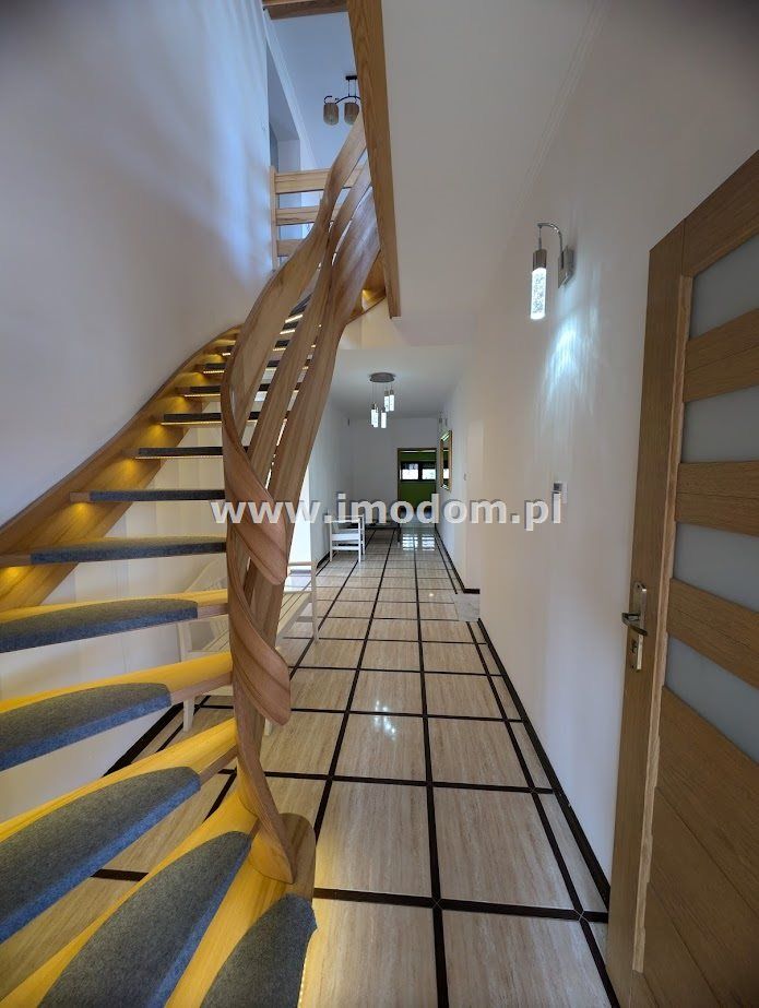 bliźniak, 6 pokoi Strzegom. Zdjęcie 12