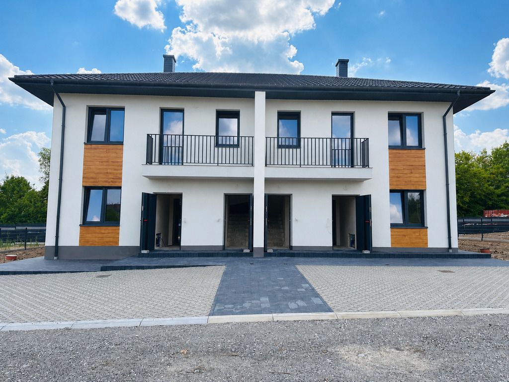 Mieszkanie 3-pokojowe Głogów Małopolski. Zdjęcie 3