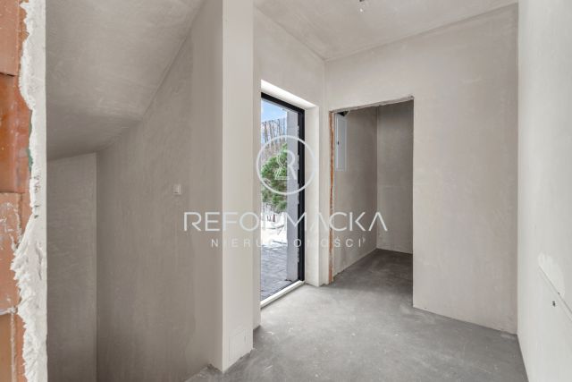 dom wolnostojący, 5 pokoi Strażów. Zdjęcie 13