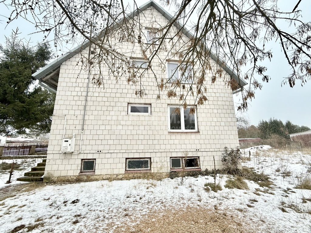 dom wolnostojący, 7 pokoi Lesica Bławatków. Zdjęcie 3