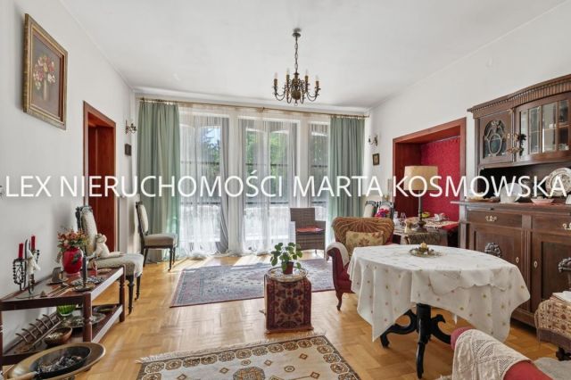 dom wolnostojący, 11 pokoi Owczarnia. Zdjęcie 10