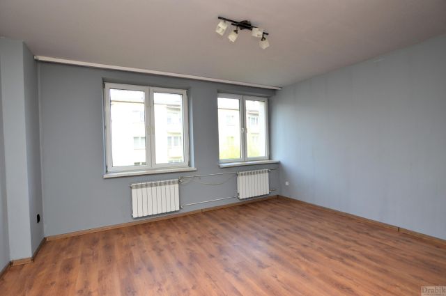 Mieszkanie 3-pokojowe Sucha Beskidzka, os. Beskidzkie. Zdjęcie 2