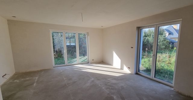 bliźniak, 5 pokoi Kazimierów, ul. Truskawkowa. Zdjęcie 5