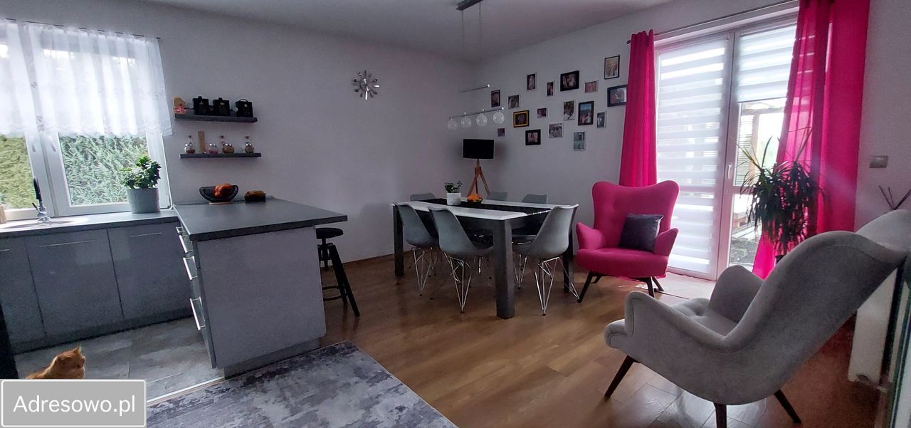 dom wolnostojący, 5 pokoi Płouszowice-Kolonia. Zdjęcie 6