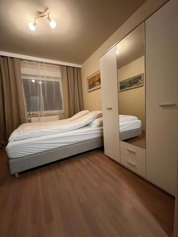 dom wolnostojący, 5 pokoi Szteklin, os. Południowe. Zdjęcie 11