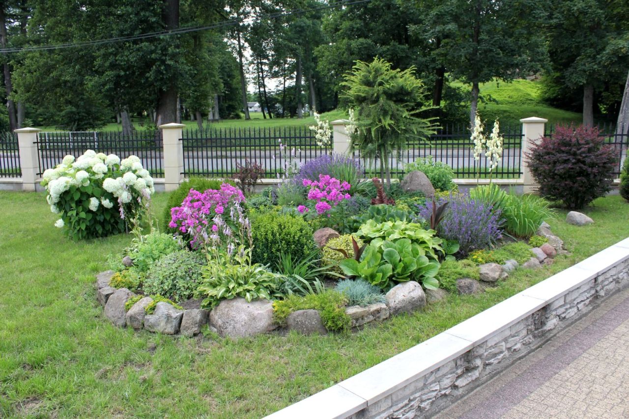 dworek, 11 pokoi Fałków. Zdjęcie 3