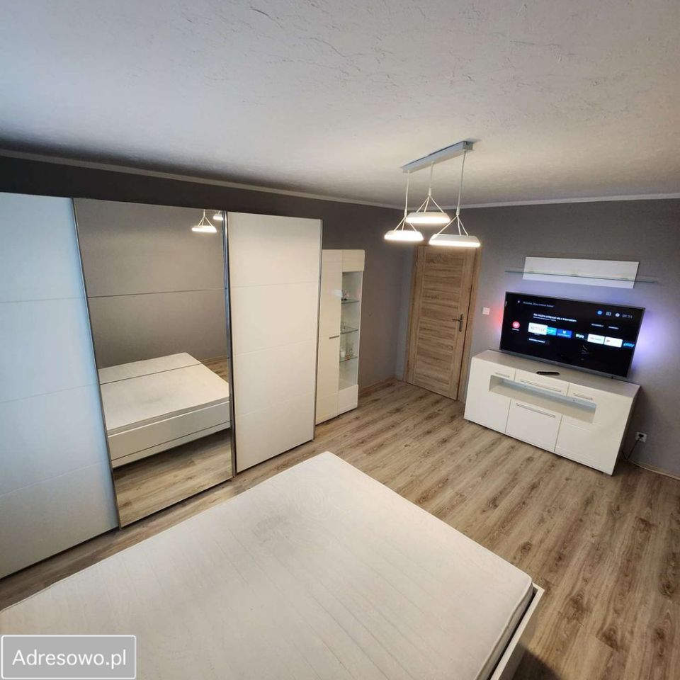 Mieszkanie 3-pokojowe Legnica. Zdjęcie 13