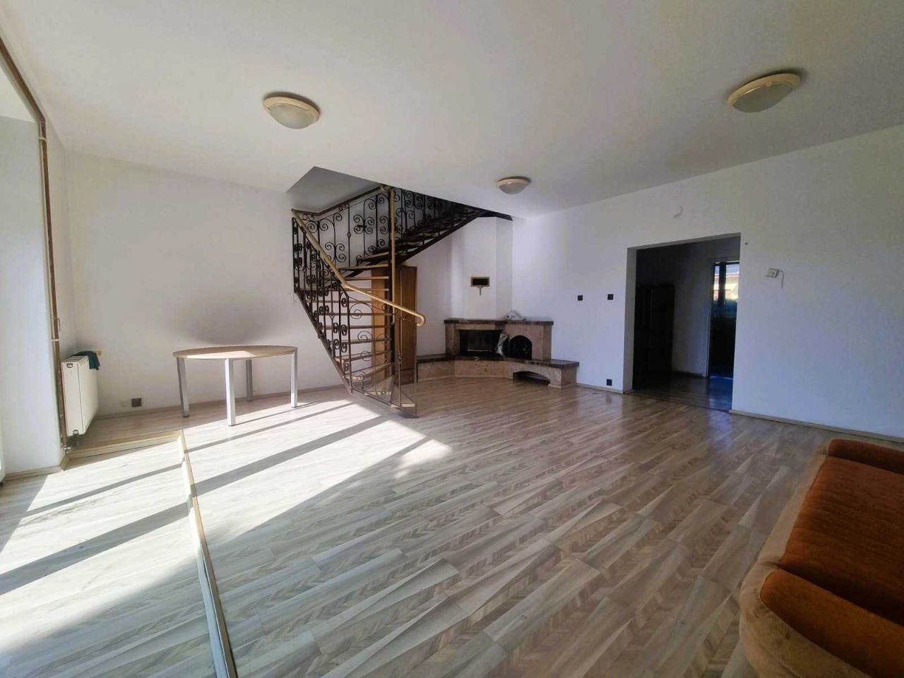 dom wolnostojący, 10 pokoi Międzyrzecz, os. Zamkowe. Zdjęcie 8