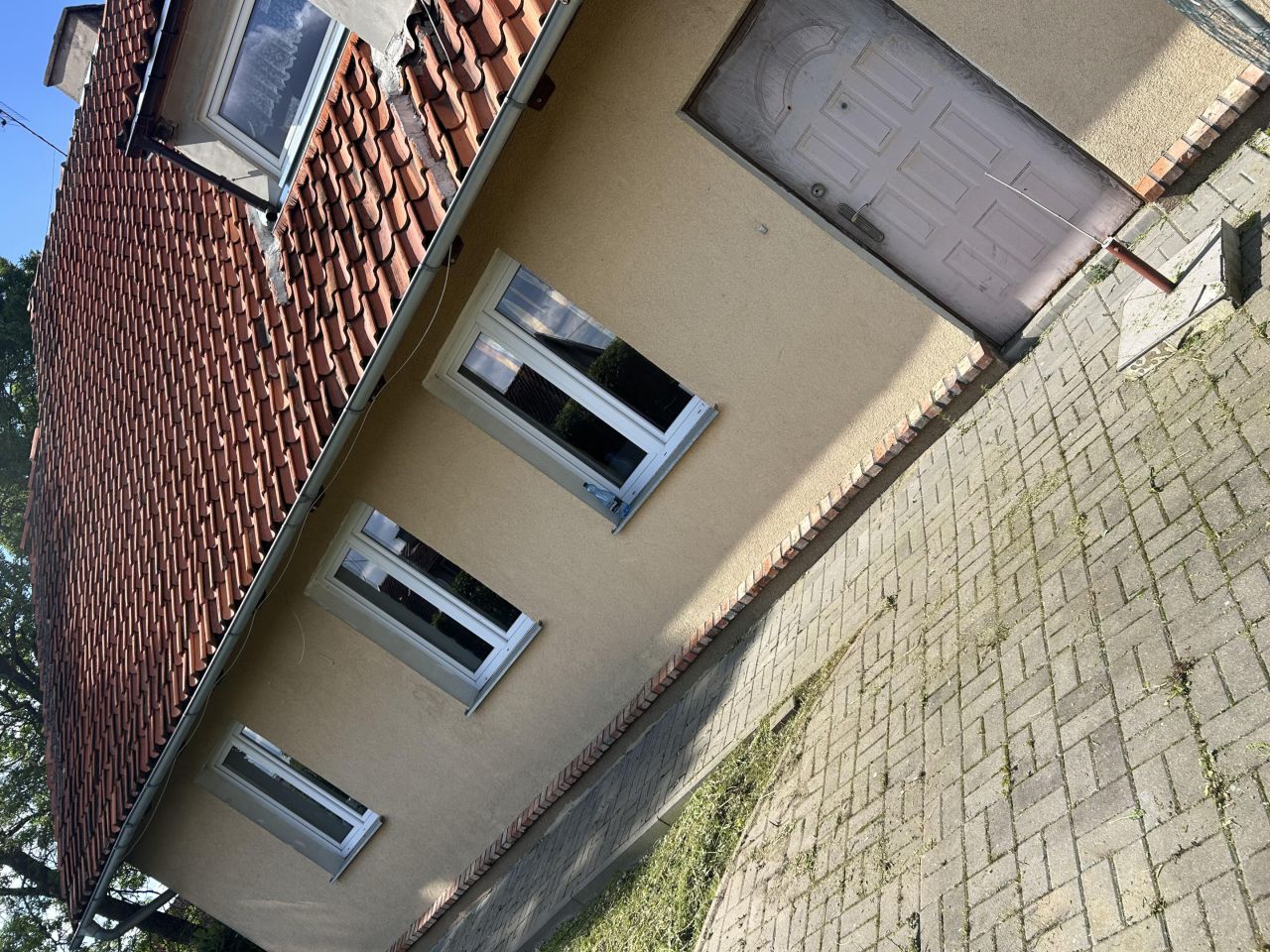 budynek wielorodzinny, 5 pokoi Biedaszki