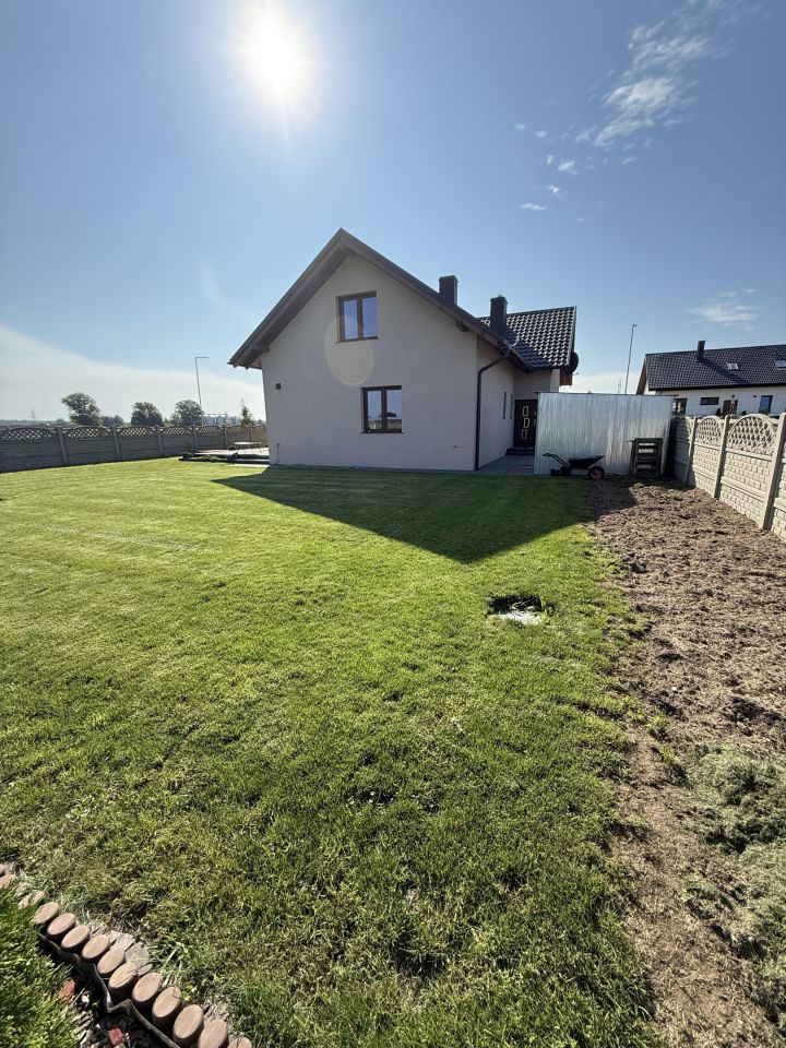 dom wolnostojący, 5 pokoi Mrocza. Zdjęcie 3