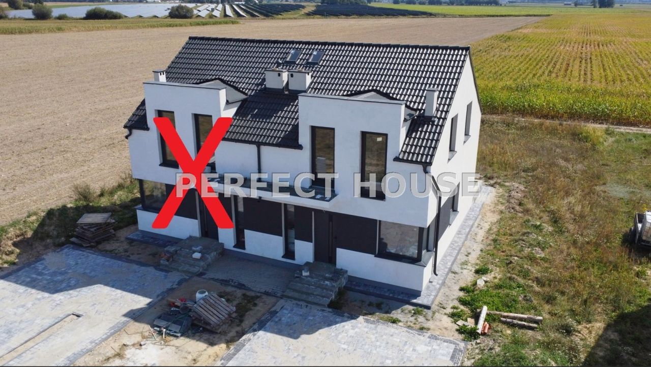 bliźniak, 4 pokoje Siekierki Wielkie. Zdjęcie 1