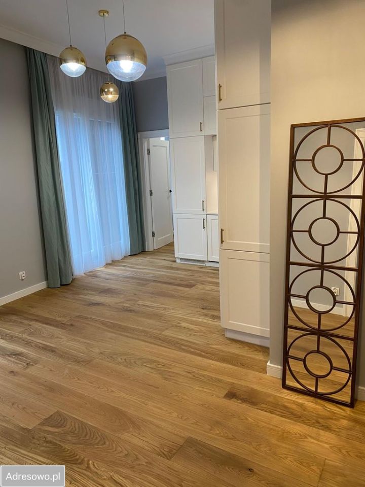 Mieszkanie 3-pokojowe Wrocław Stare Miasto, ul. gen. Władysława Sikorskiego. Zdjęcie 8