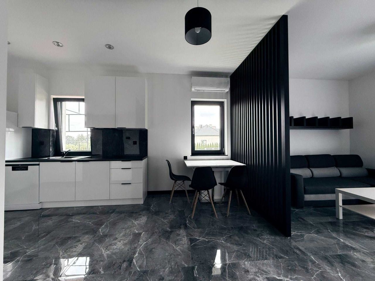 Mieszkanie 1-pokojowe Głowno. Zdjęcie 2