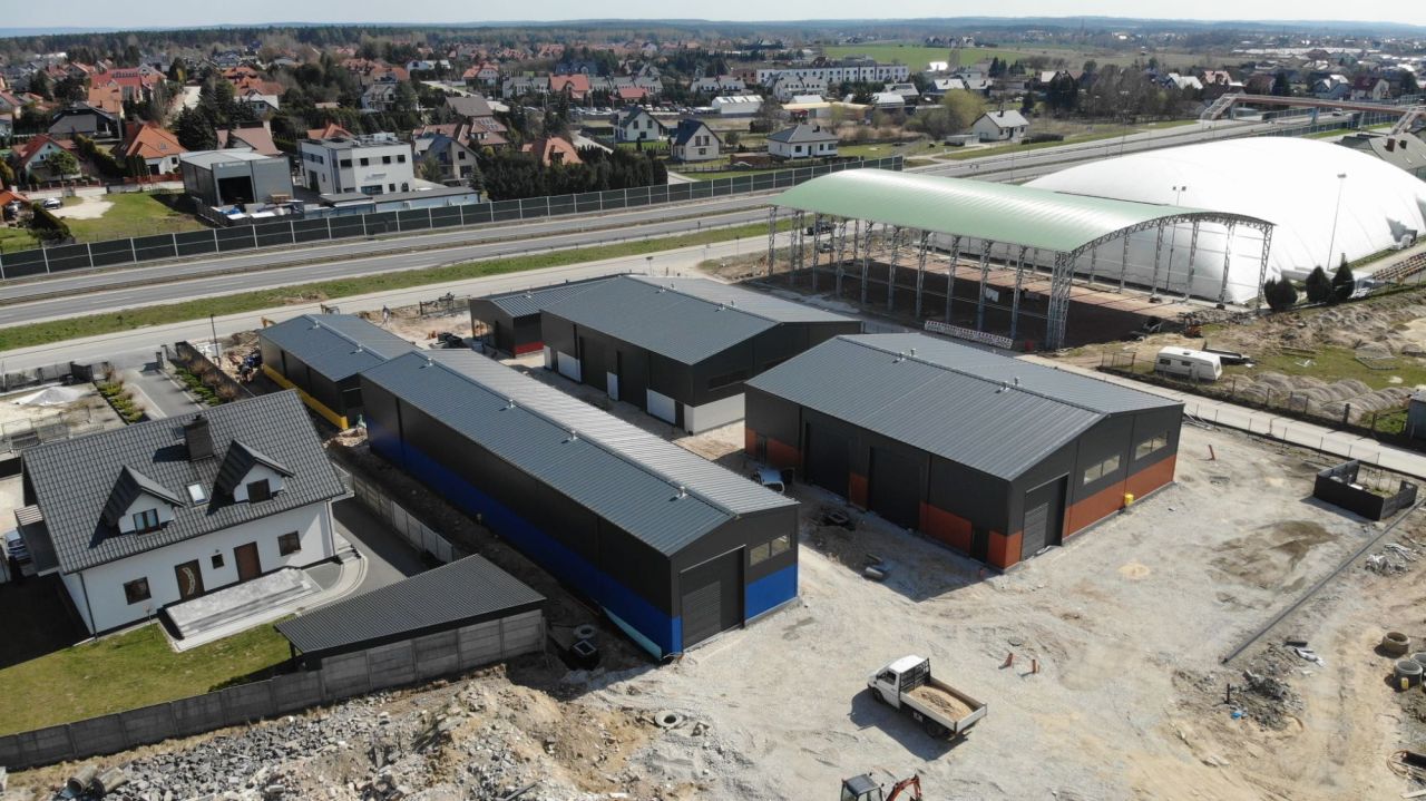 Hala/magazyn Bilcza, ul. Kielecka. Zdjęcie 2