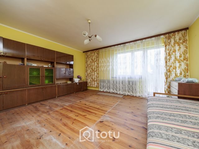 dom wolnostojący, 6 pokoi Mamino. Zdjęcie 12