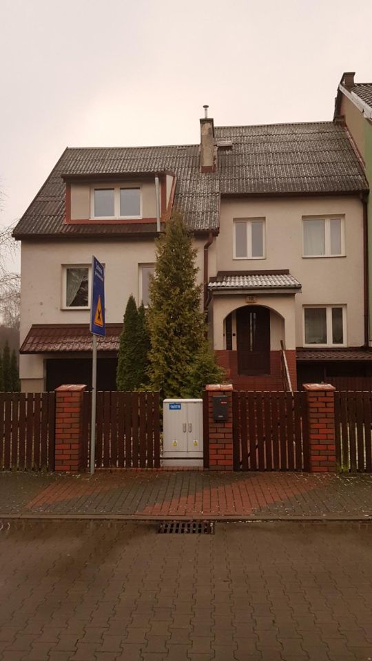 bliźniak, 5 pokoi Ostrołęka Pomian, ul. Kolorowa