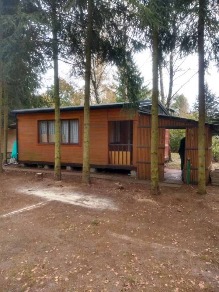 Działka rekreacyjna Chobot. Zdjęcie 1