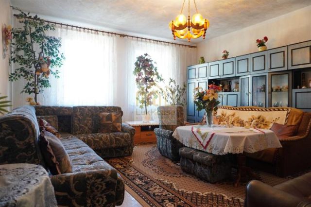 Mieszkanie 3-pokojowe Bytom, ul. Bolesława Chrobrego. Zdjęcie 2