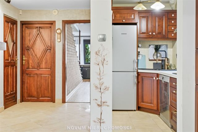 dom wolnostojący, 6 pokoi Tarnowskie Góry. Zdjęcie 9