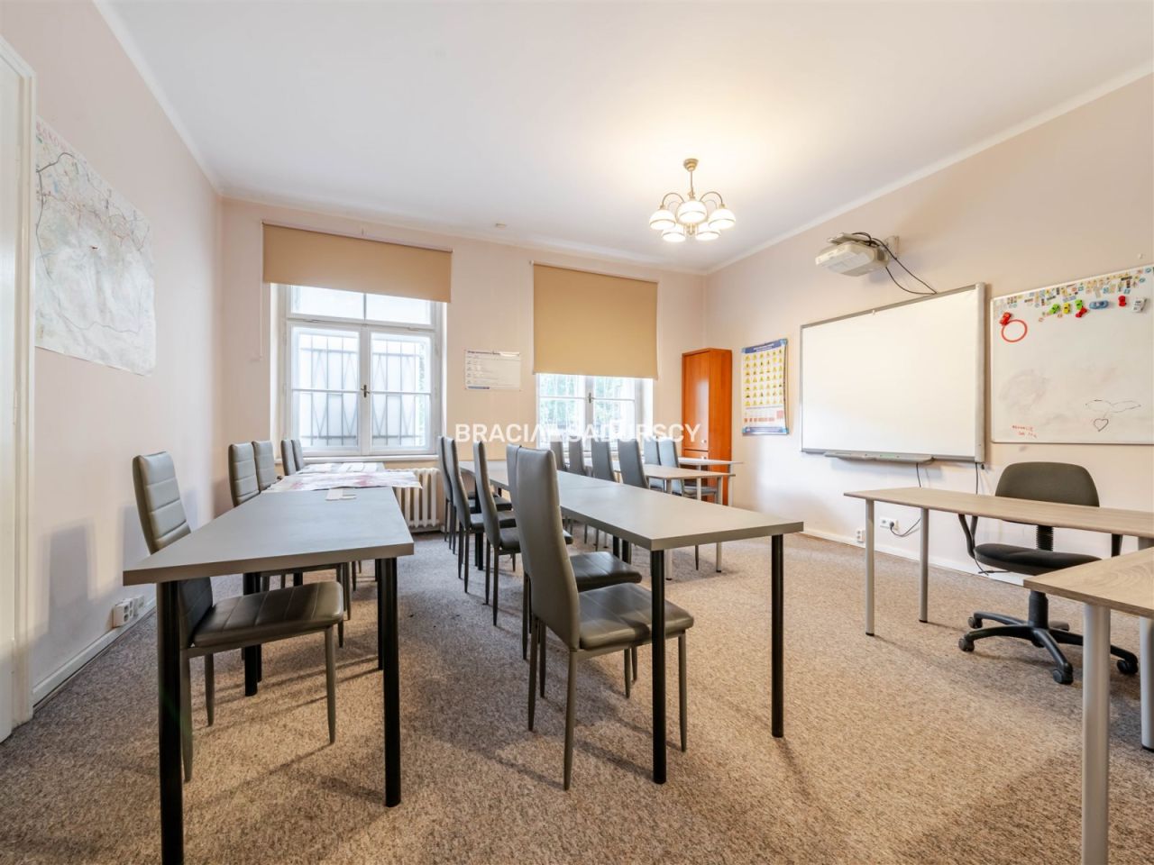 Mieszkanie 3-pokojowe Kraków Stare Miasto, pl. gen. Władysława Sikorskiego. Zdjęcie 6