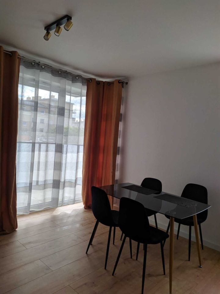 Mieszkanie 2-pokojowe Siedlce. Zdjęcie 3