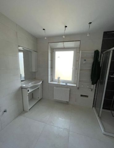 Mieszkanie 4-pokojowe Jelenia Góra. Zdjęcie 2