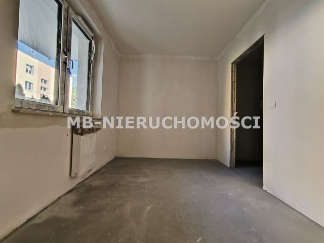 Mieszkanie 4-pokojowe Dobre Miasto, pl. 1 Sierpnia. Zdjęcie 3