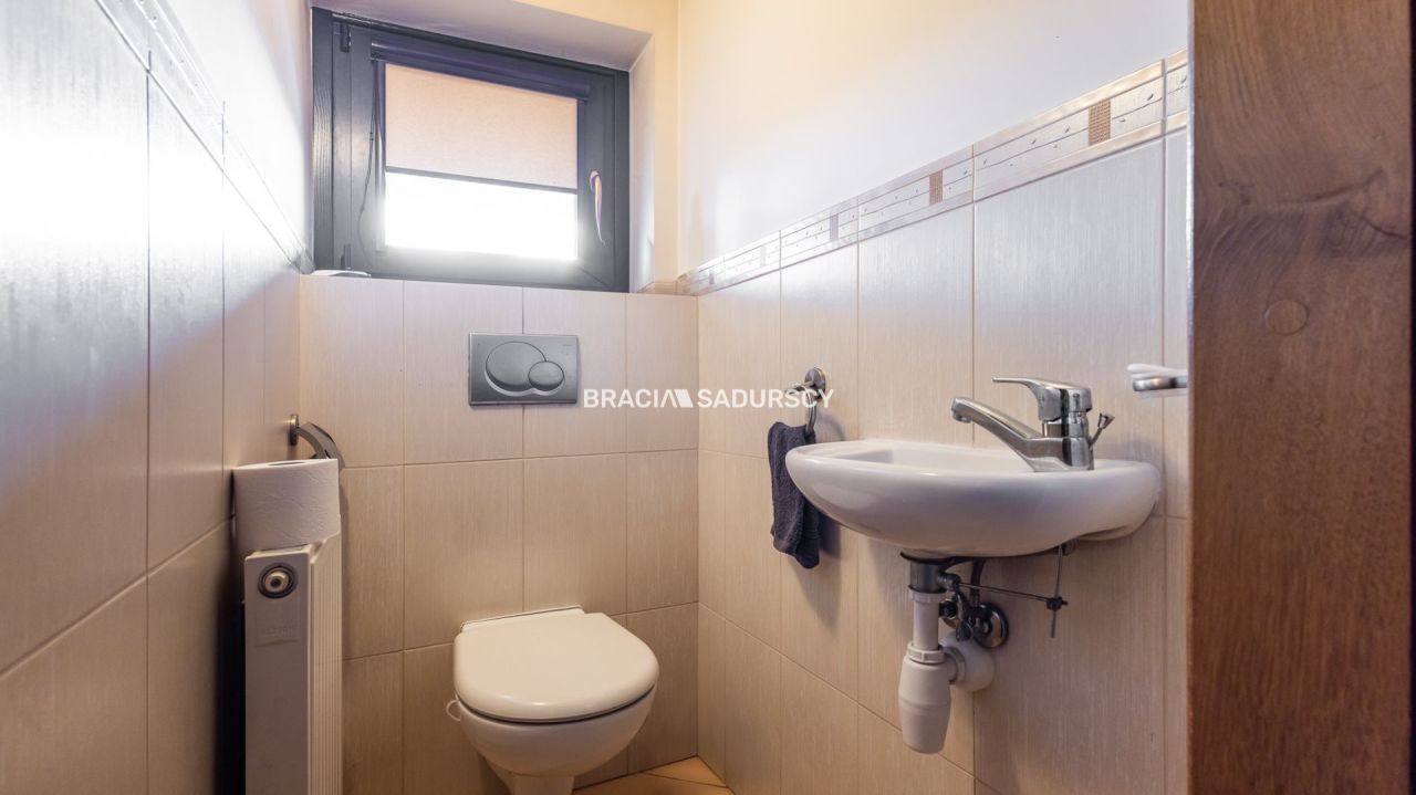 dom wolnostojący, 8 pokoi Zabierzów, ul. Krakowska. Zdjęcie 13