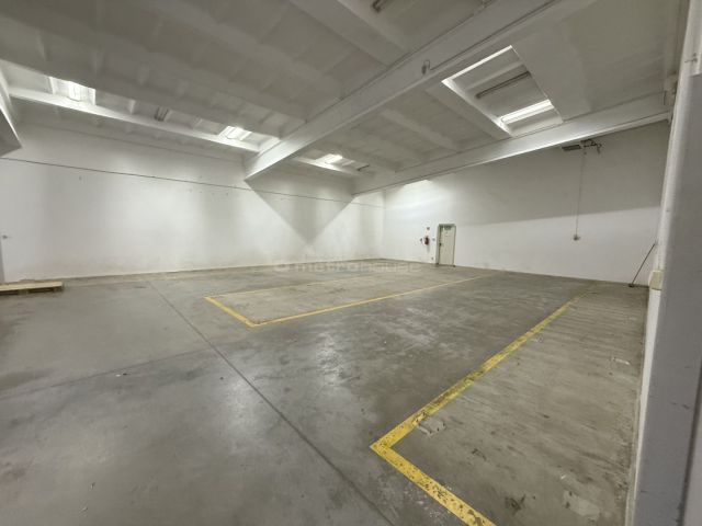 Hala/magazyn Serock, ul. 3-go Maja. Zdjęcie 3