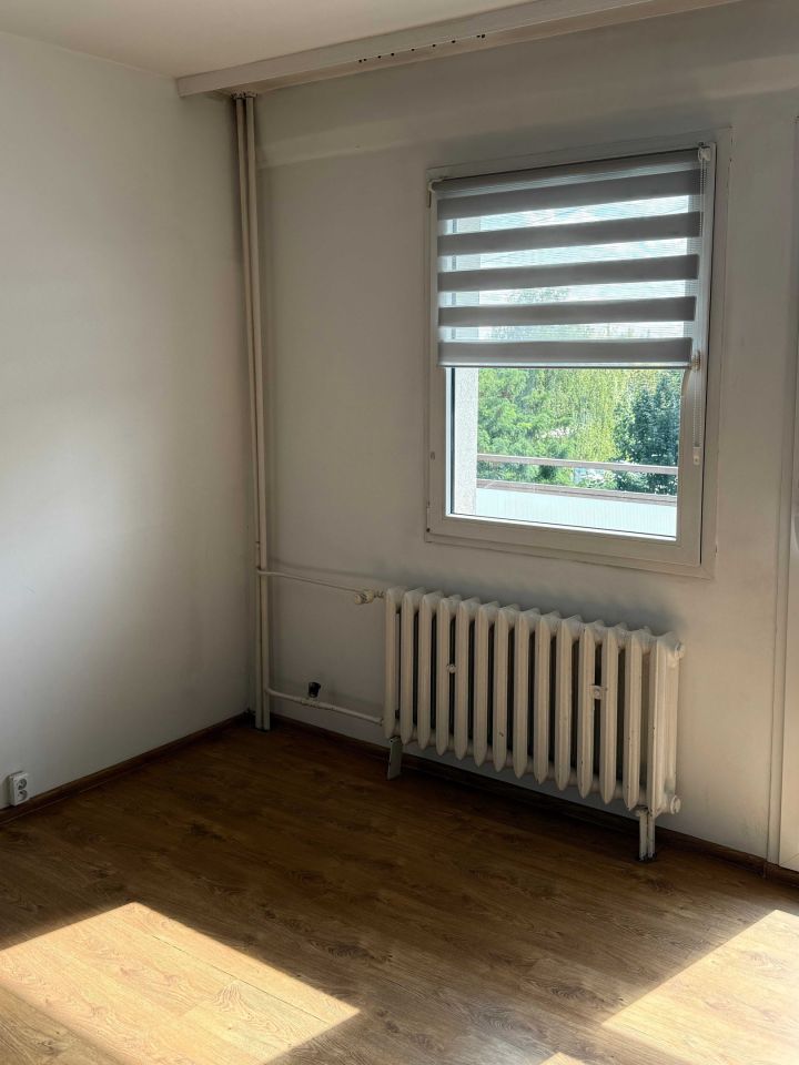 Mieszkanie 3-pokojowe Wodzisław Śląski Wilchwy, os. 1 Maja. Zdjęcie 4