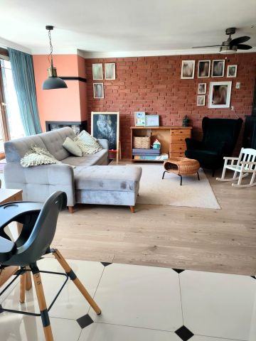 Mieszkanie 4-pokojowe Szczecin Gumieńce, ul. Kasztanowa. Zdjęcie 1