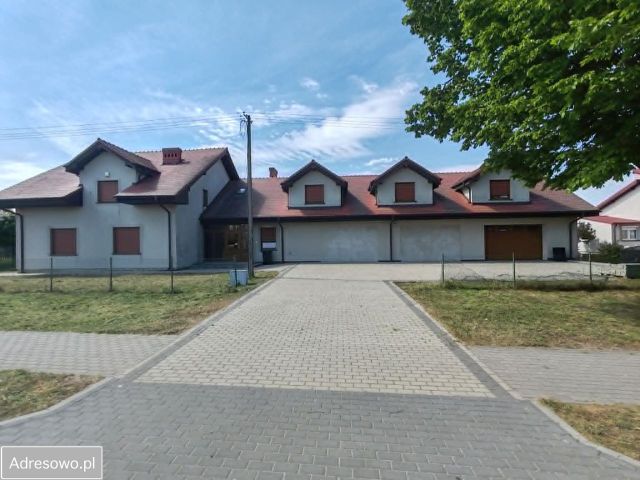 dom wolnostojący, 10 pokoi Podstolice, ul. Kasztanowa. Zdjęcie 1