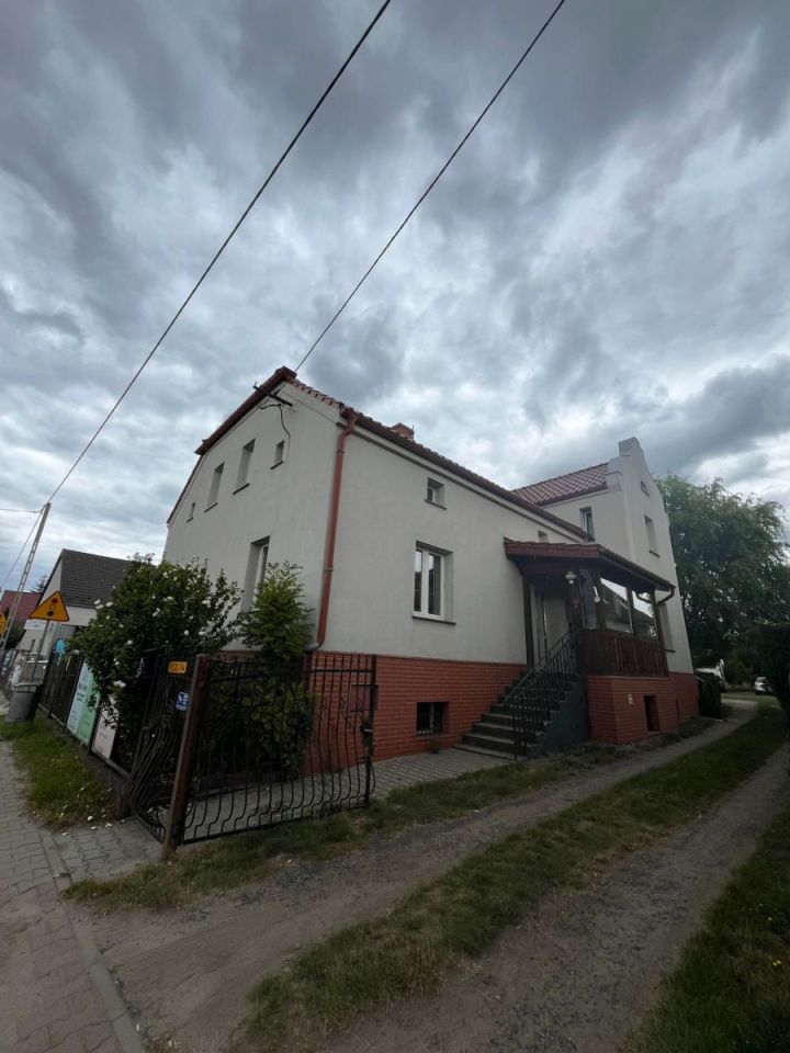 dom wolnostojący, 6 pokoi Siechnice, ul. Opolska