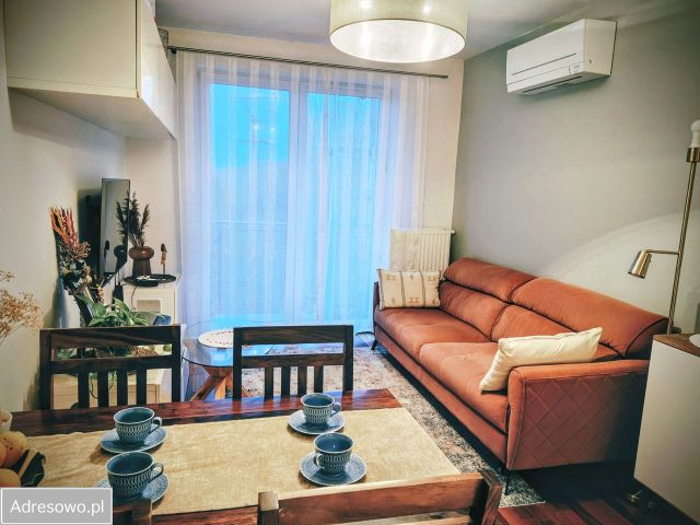 Mieszkanie 2-pokojowe Ząbki, ul. Powstańców. Zdjęcie 1