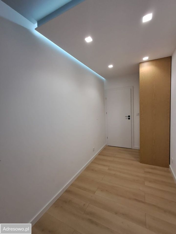 Mieszkanie 4-pokojowe Kraków Czyżyny, os. Dywizjonu 303. Zdjęcie 7