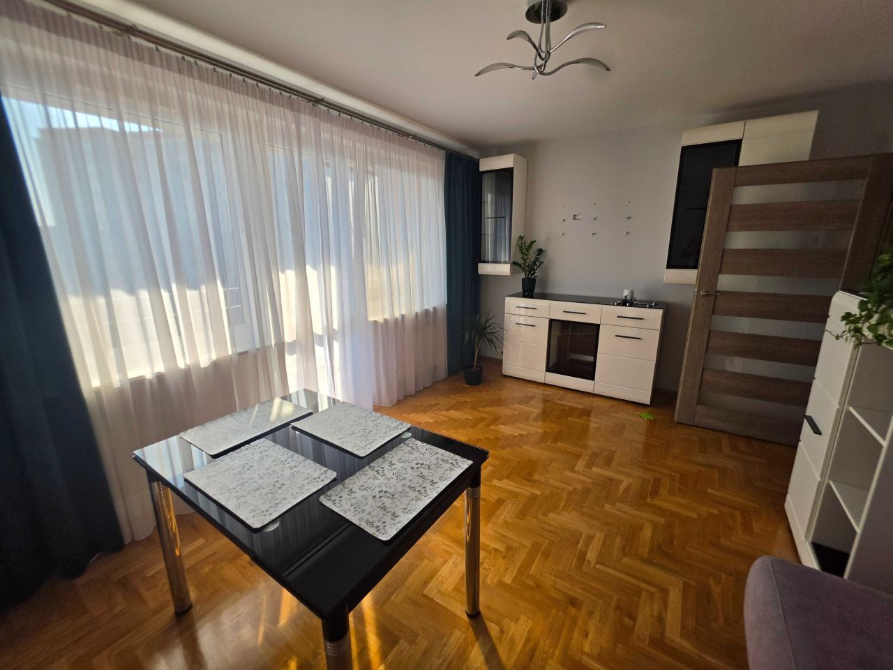 Mieszkanie 3-pokojowe Warszawa Praga-Południe. Zdjęcie 1